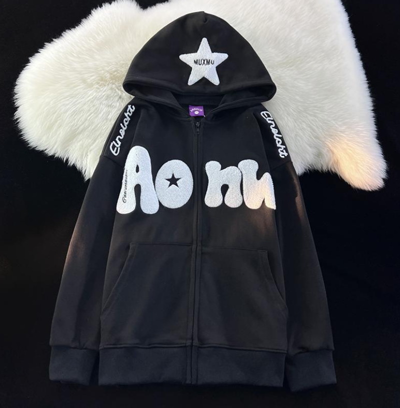 'Aonw' Star Hoodie