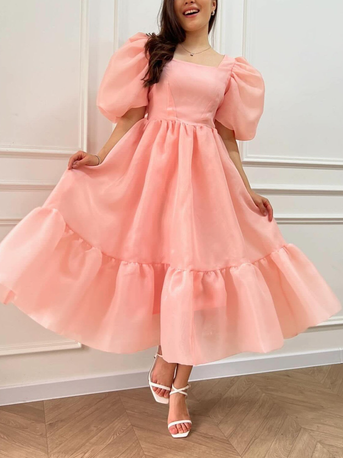 Bow Back Puff Sleeve Midi Dress