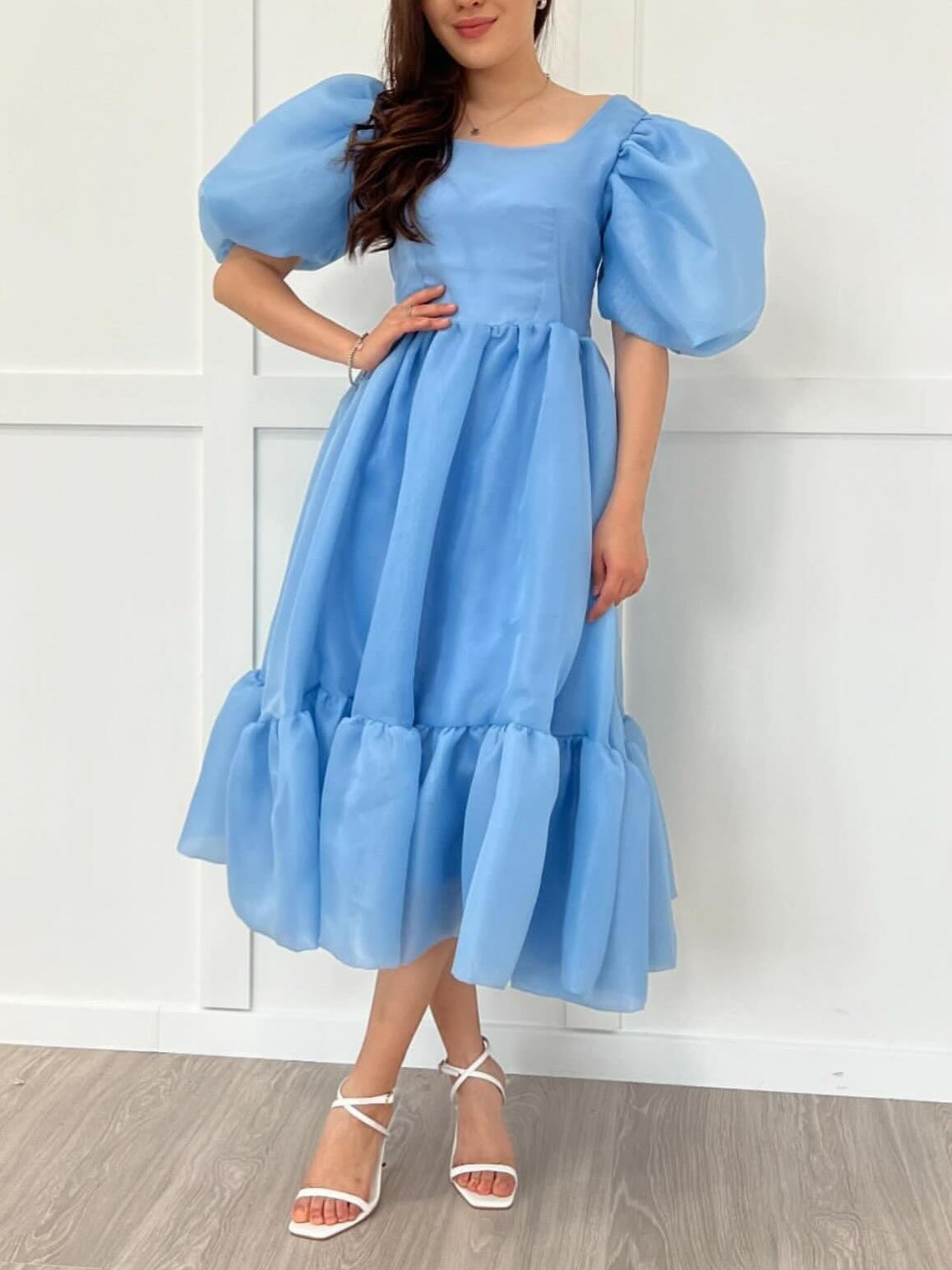 Bow Back Puff Sleeve Midi Dress