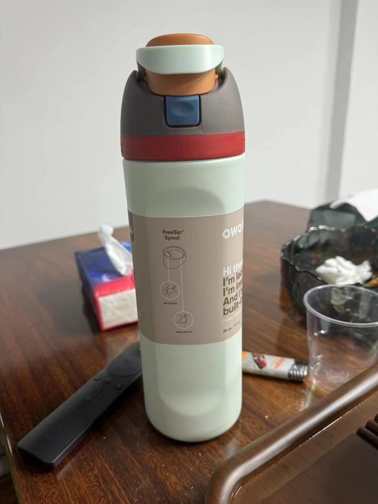 FreeSip 24oz Water Bottle