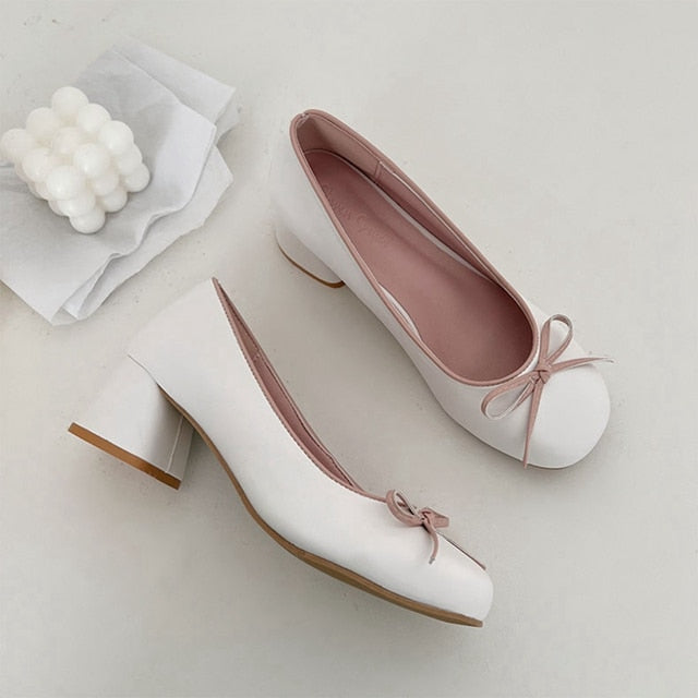 Pale Round Toe Shoes