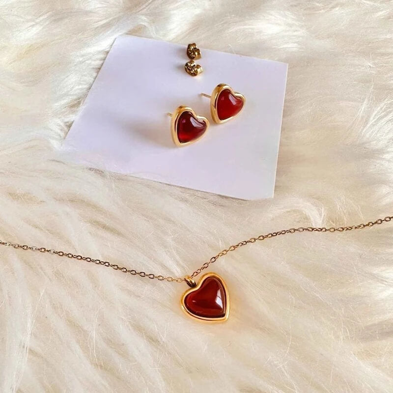 Ruby Heart Gold Jewelry Set