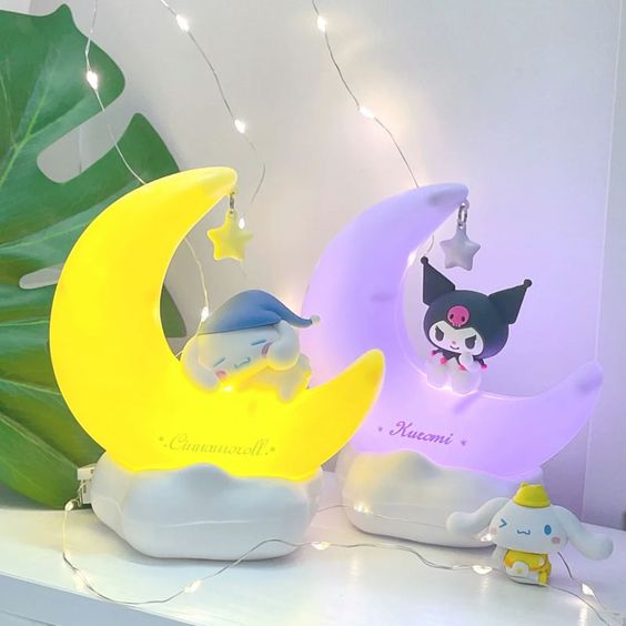 Sanrio Crescent Moon Lamp