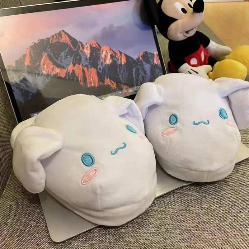 Sanrio Moving Ear Slippers