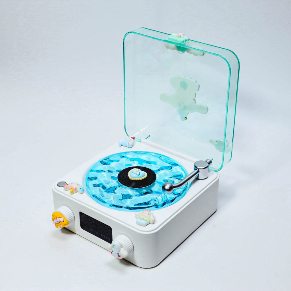 Sanrio Retro Speaker Wave Projector