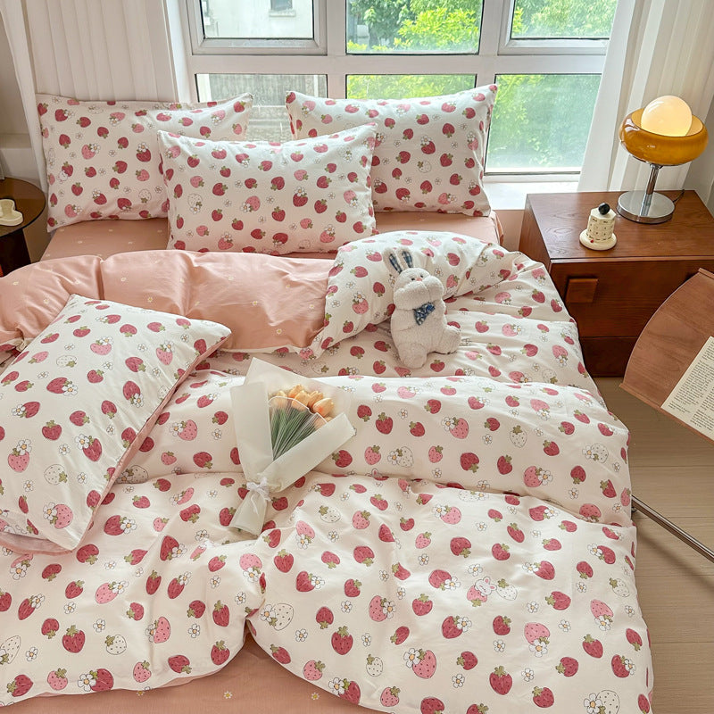 Strawberry Print Bedsheet Set