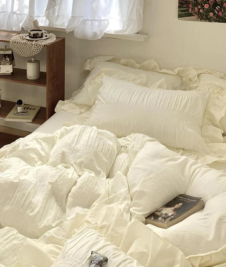 Texture Ruffle Bedding Set