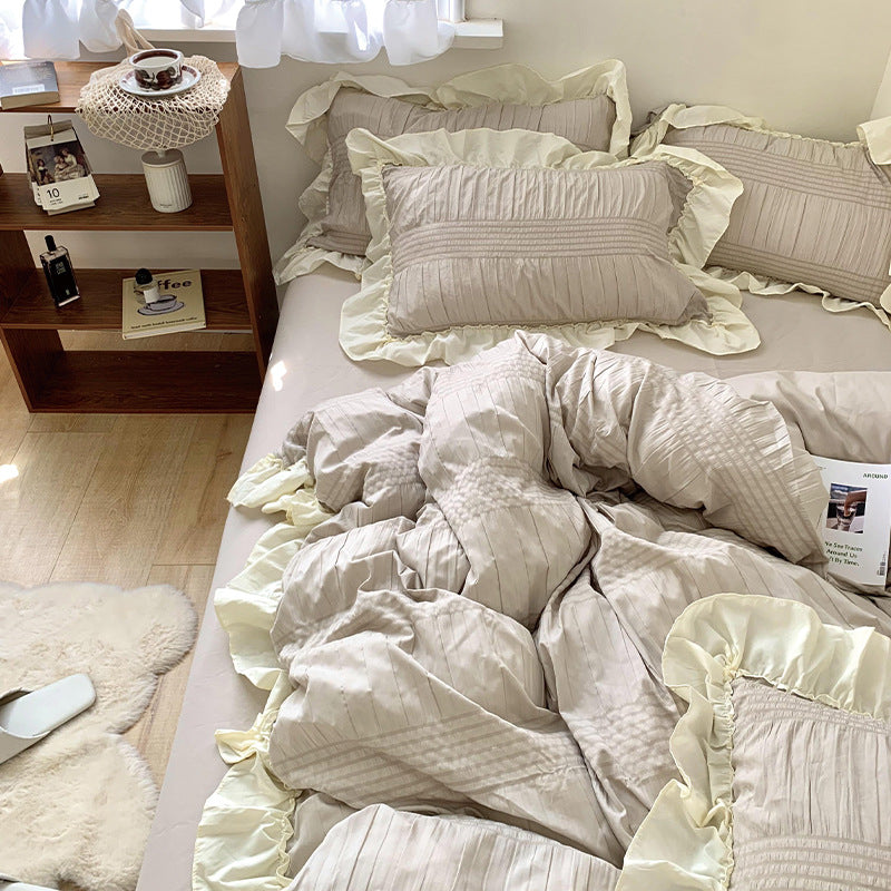 Texture Ruffle Bedding Set