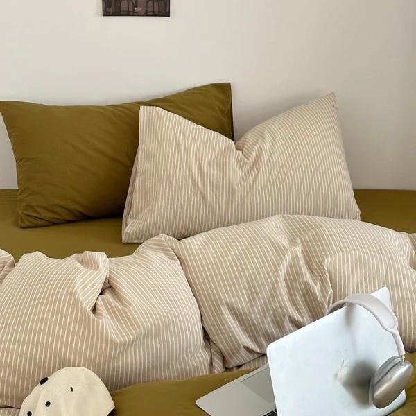 Thin Stripe Bedding Set