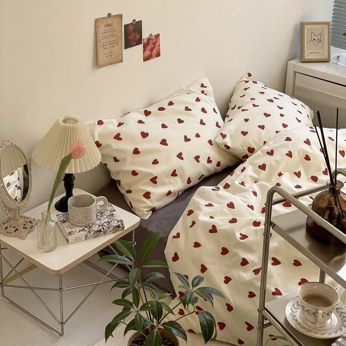 Vintage Red Hearts Bedding Set