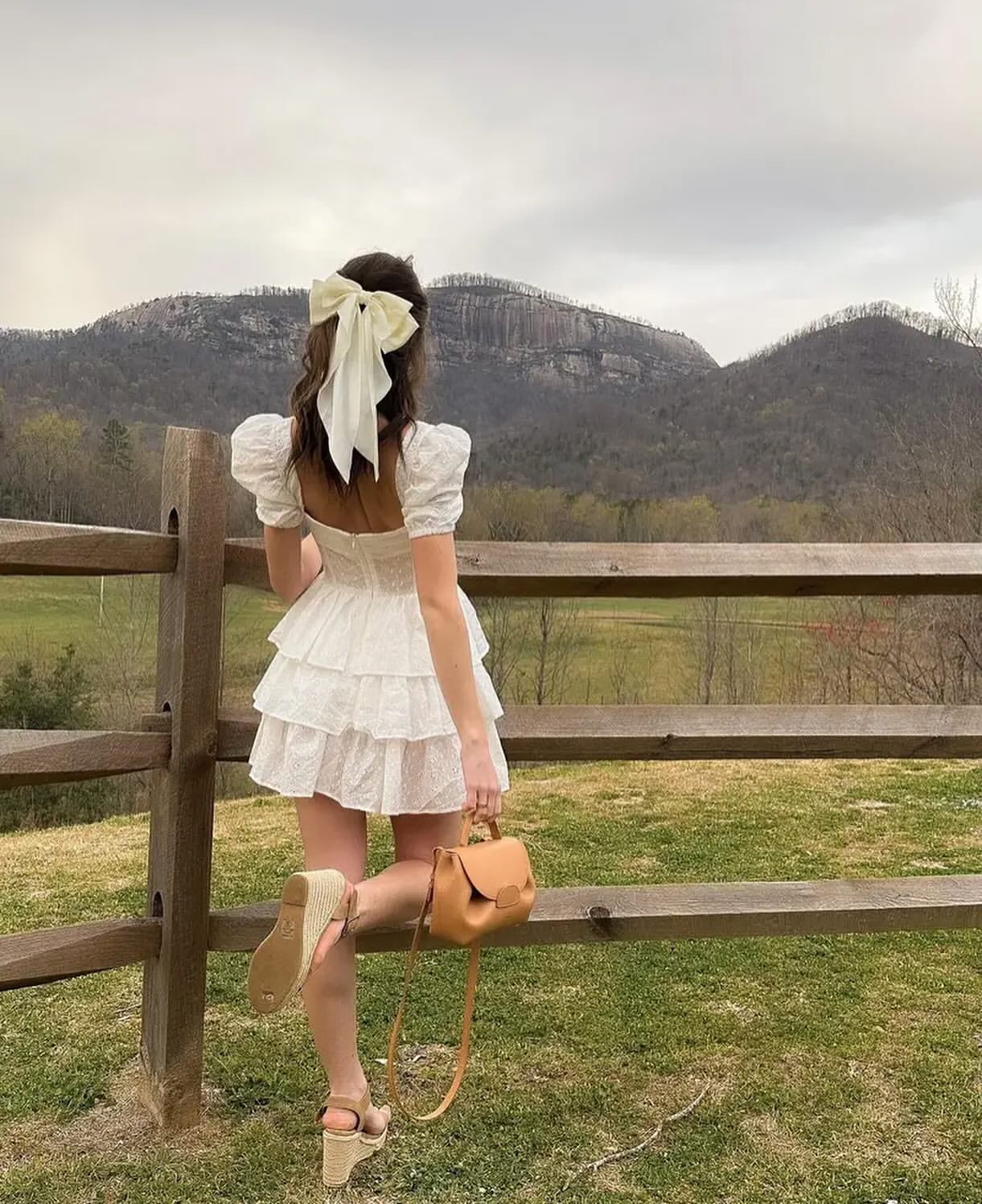 White Lace Bowknot Puff Sleeve Tiered Dress